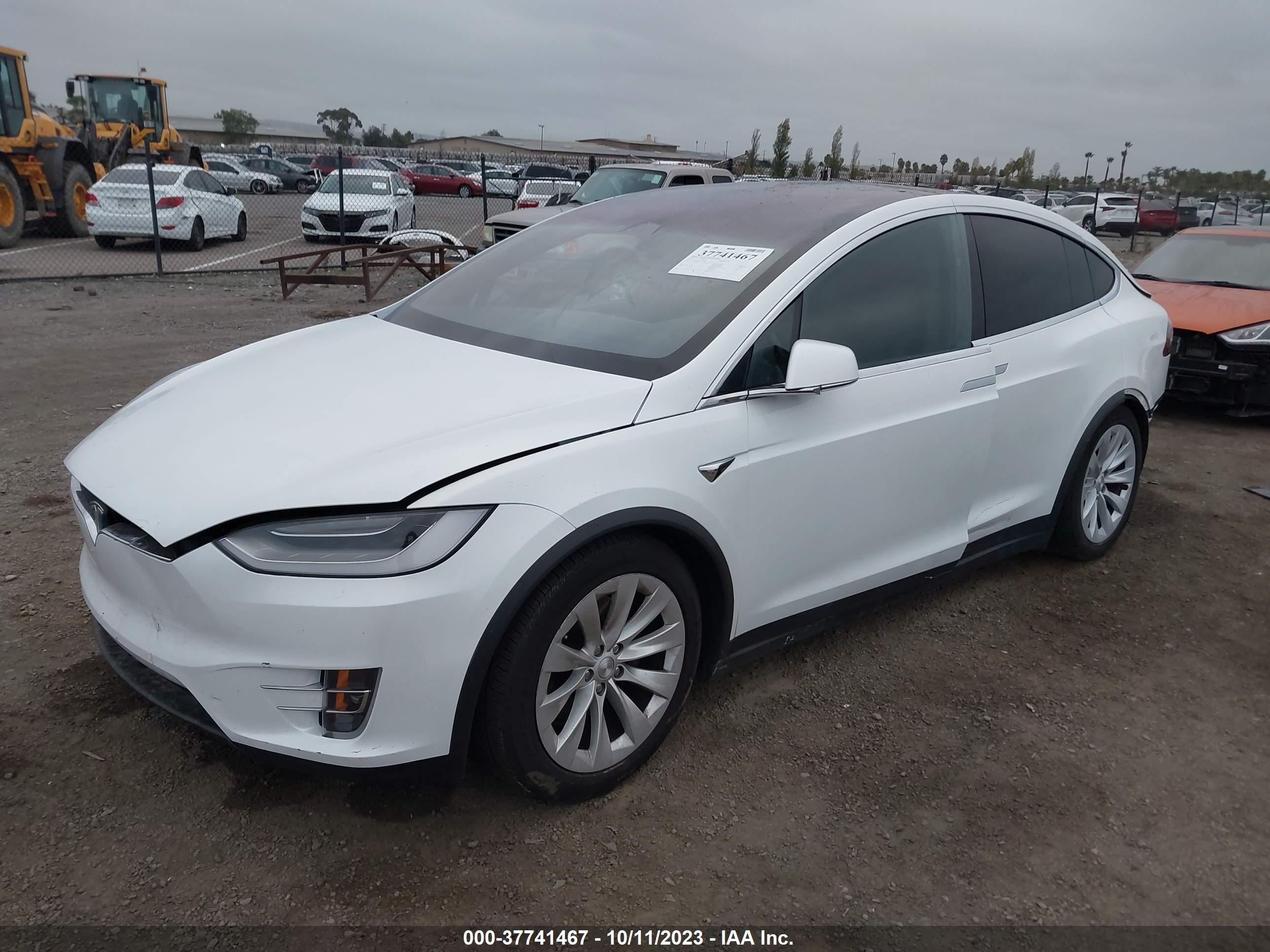 Photo 1 VIN: 5YJXCAE23LF249940 - TESLA MODEL X 