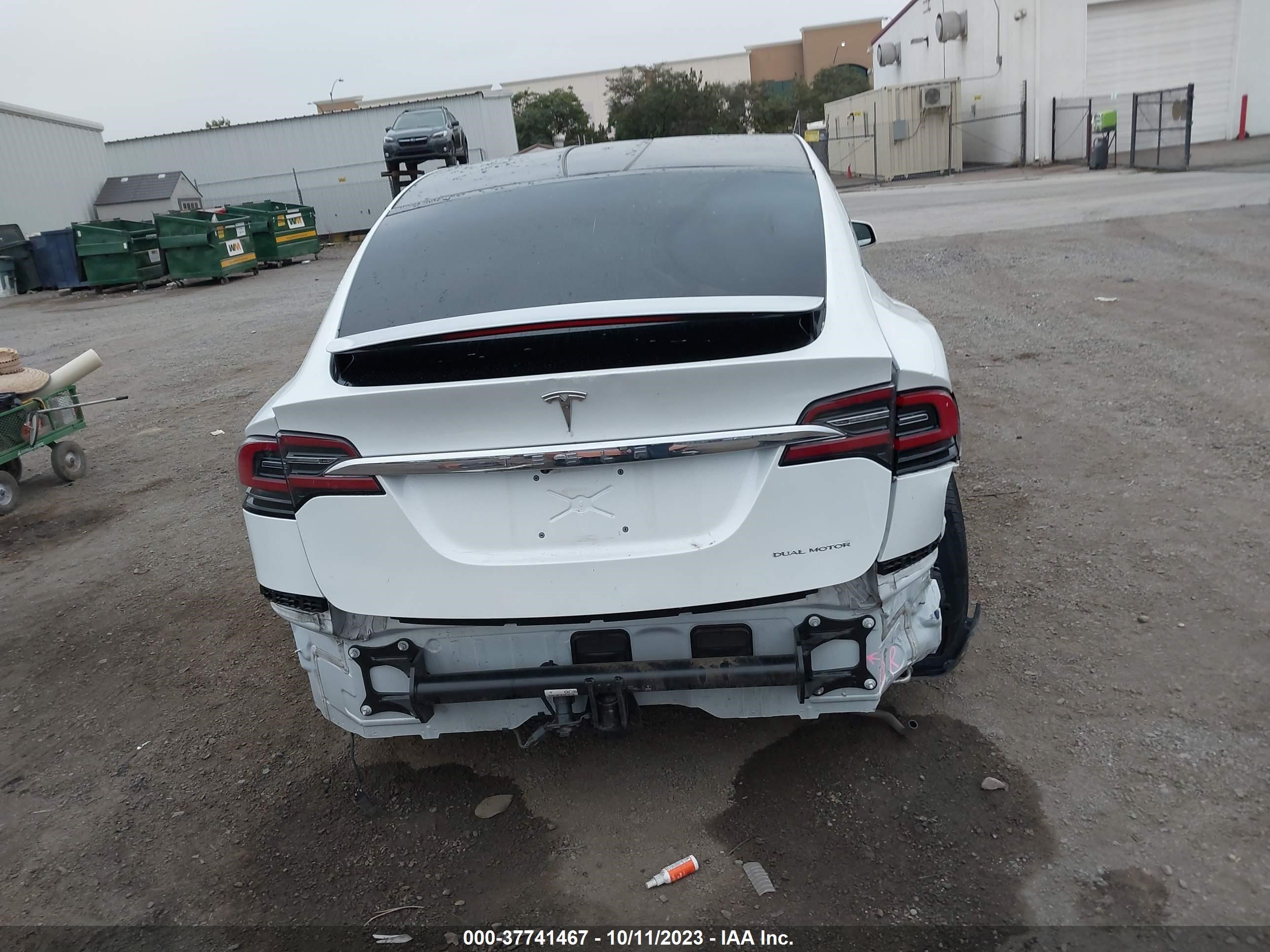 Photo 15 VIN: 5YJXCAE23LF249940 - TESLA MODEL X 