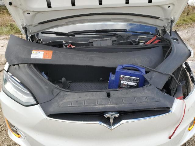 Photo 10 VIN: 5YJXCAE24HF076677 - TESLA MODEL X 