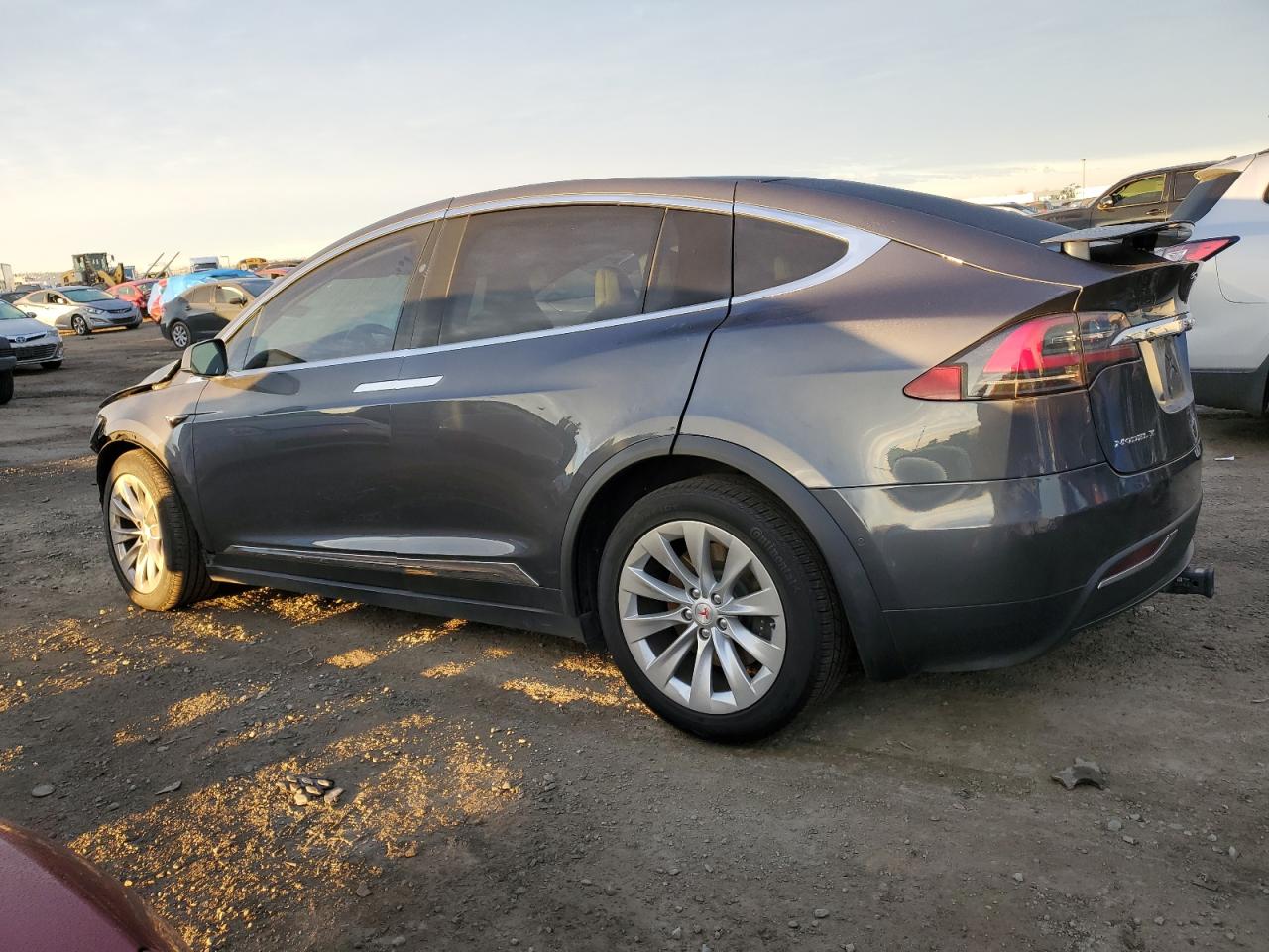 Photo 1 VIN: 5YJXCAE24JF128136 - TESLA MODEL X 