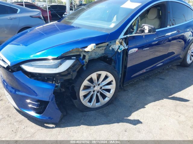 Photo 5 VIN: 5YJXCAE25GF001548 - TESLA MODEL X 