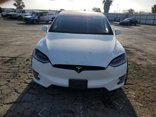 Photo 4 VIN: 5YJXCAE25GF001730 - TESLA MODEL X 