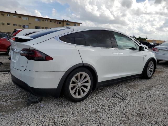 Photo 2 VIN: 5YJXCAE25GF007351 - TESLA MODEL X 