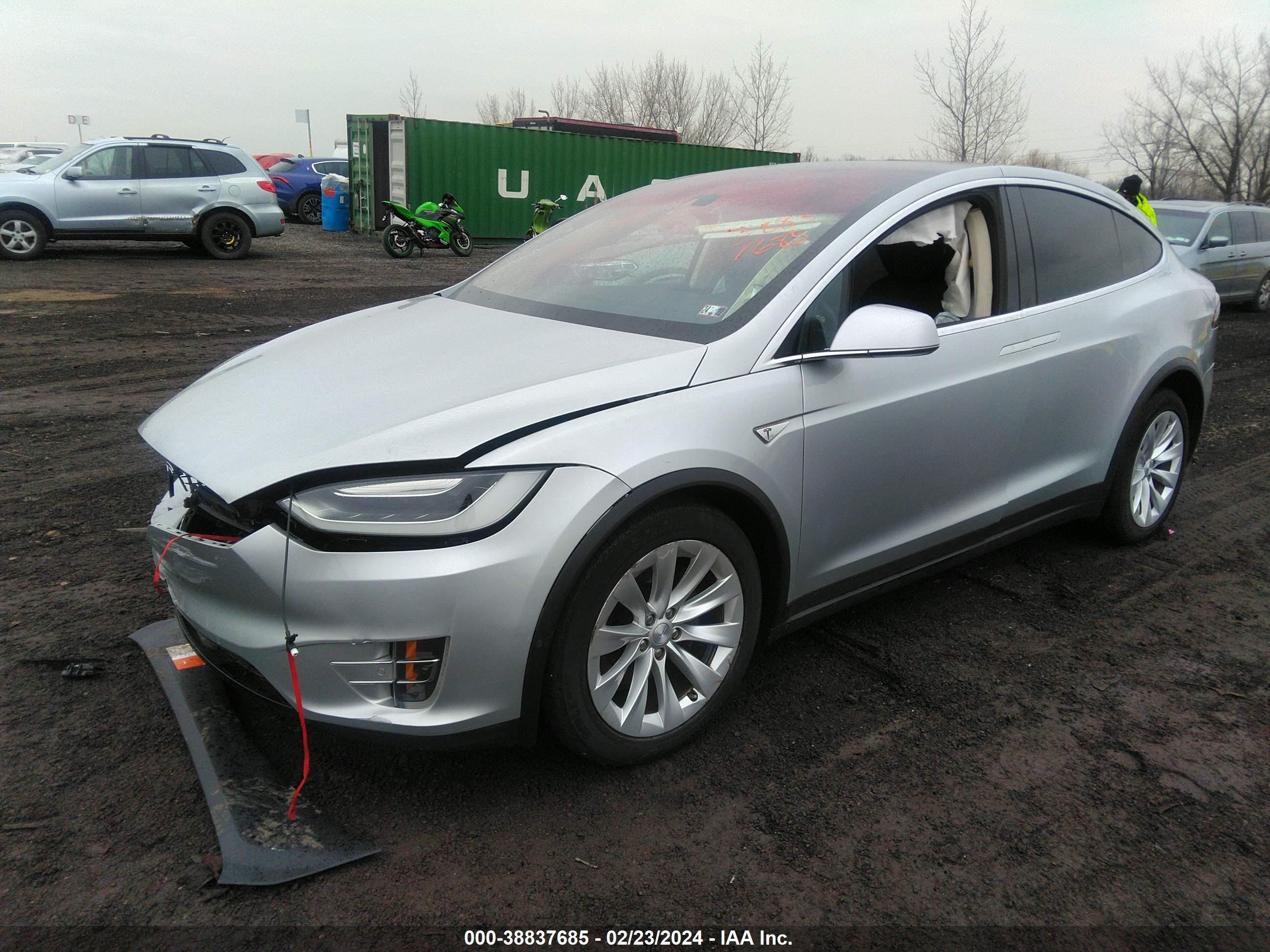 Photo 1 VIN: 5YJXCAE25GF016034 - TESLA MODEL X 