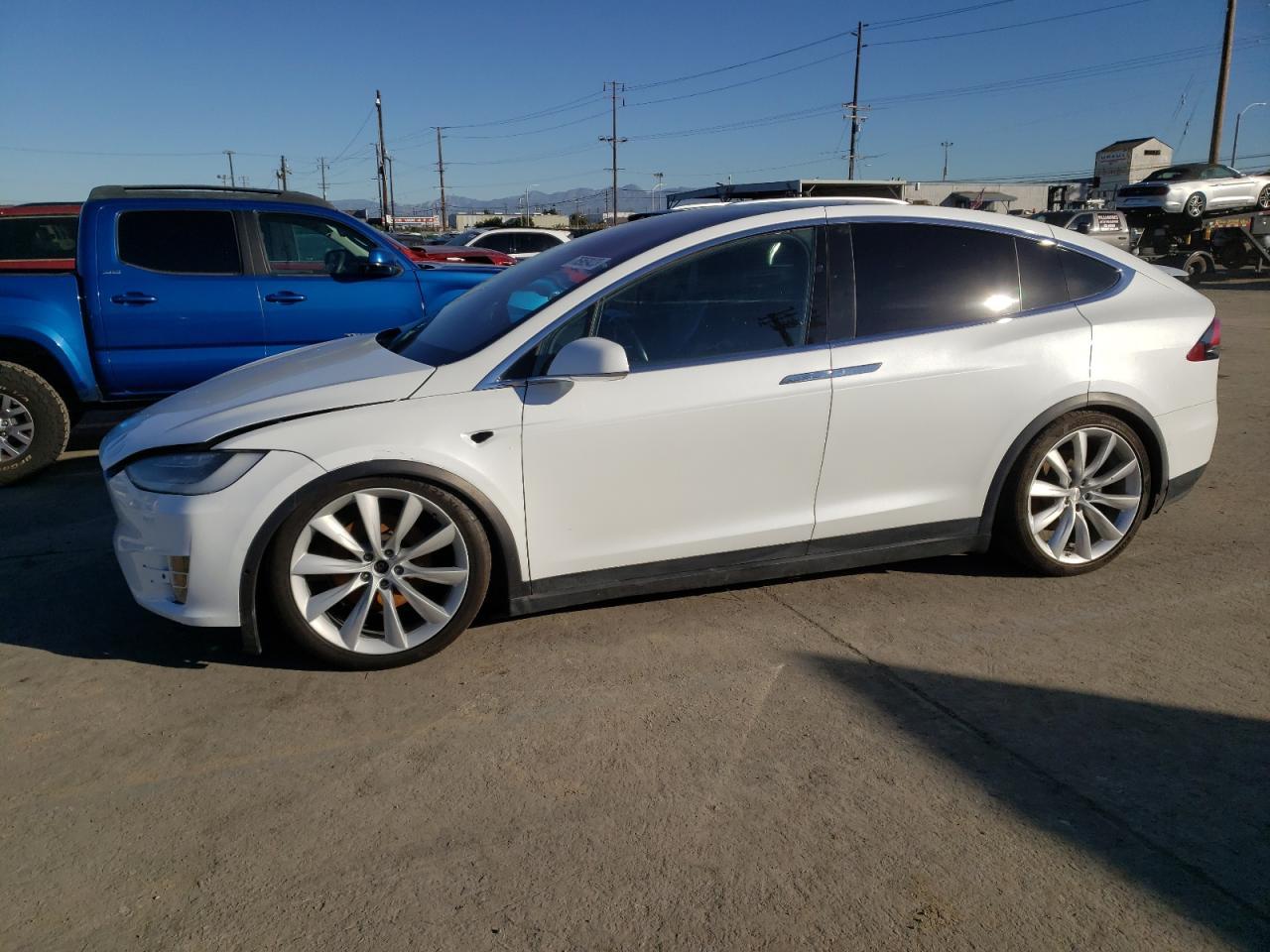 Photo 1 VIN: 5YJXCAE25HF052047 - TESLA MODEL X 