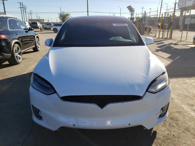 Photo 4 VIN: 5YJXCAE25HF052047 - TESLA MODEL X 