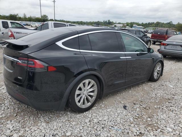 Photo 2 VIN: 5YJXCAE25HF052260 - TESLA MODEL X 