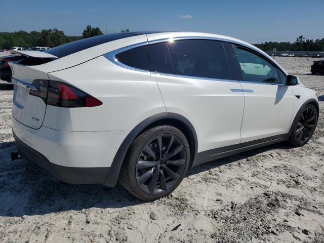 Photo 2 VIN: 5YJXCAE25HF076669 - TESLA MODEL X 