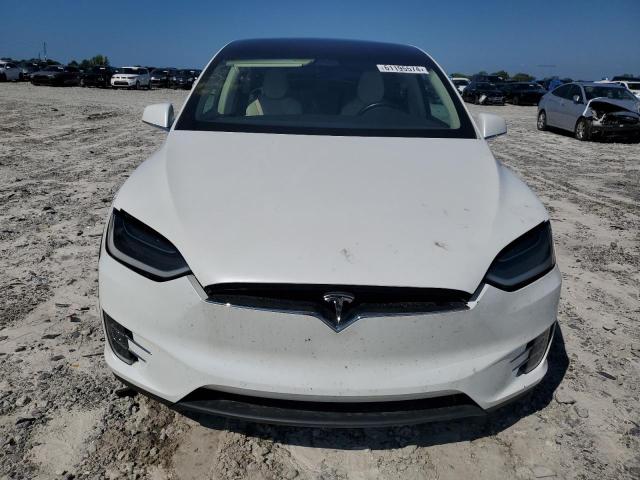 Photo 4 VIN: 5YJXCAE25HF076669 - TESLA MODEL X 