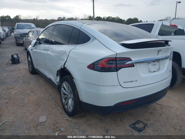 Photo 2 VIN: 5YJXCAE25JF138559 - TESLA MODEL X 