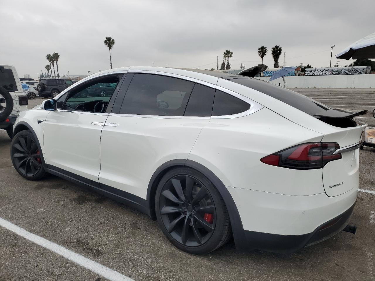 Photo 1 VIN: 5YJXCAE26HF061789 - TESLA MODEL X 