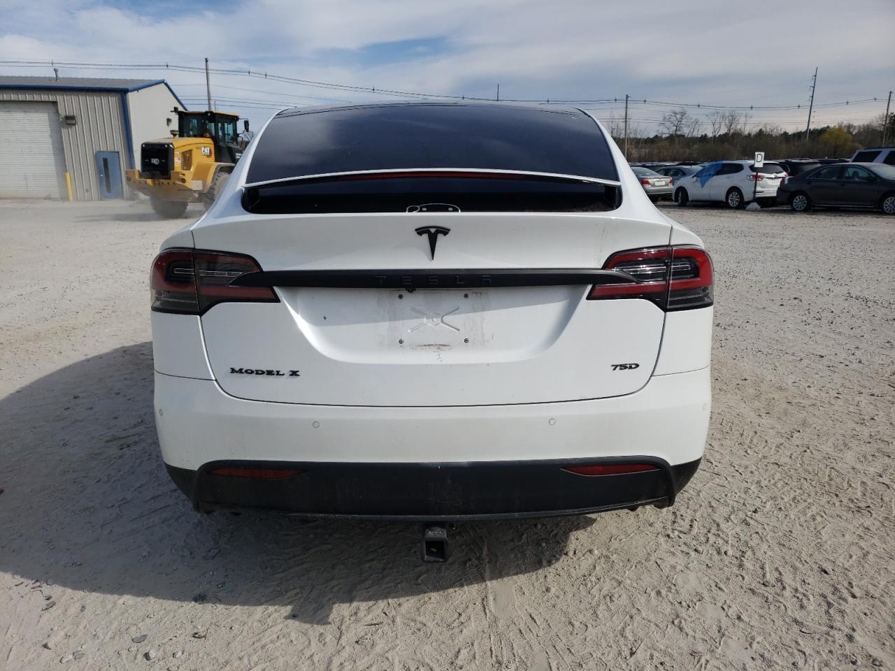 Photo 5 VIN: 5YJXCAE26JF112858 - TESLA MODEL X 