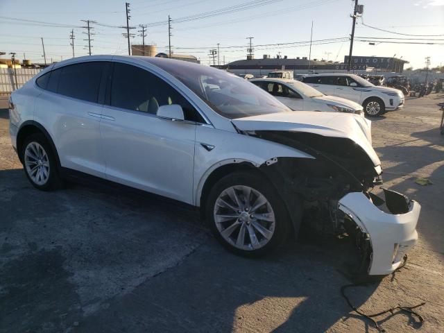 Photo 3 VIN: 5YJXCAE26JF142412 - TESLA MODEL X 