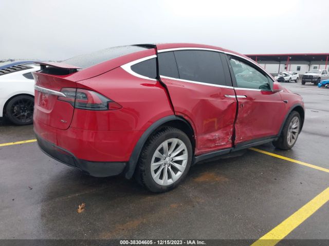 Photo 3 VIN: 5YJXCAE27JF089770 - TESLA MODEL X 