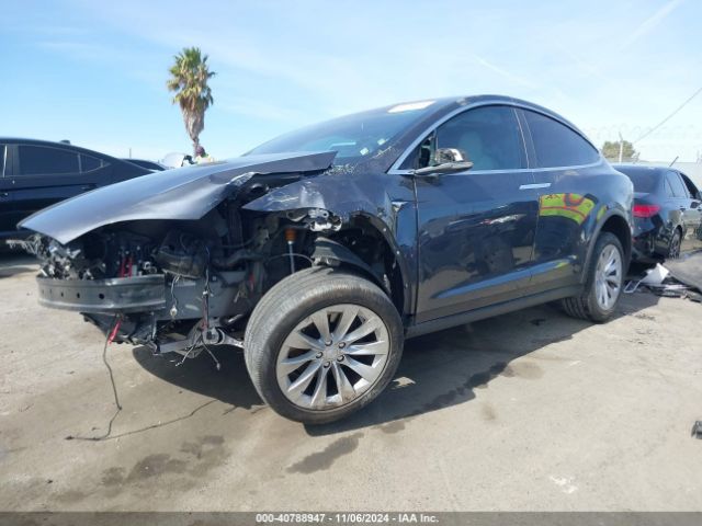 Photo 1 VIN: 5YJXCAE27JF119611 - TESLA MODEL X 