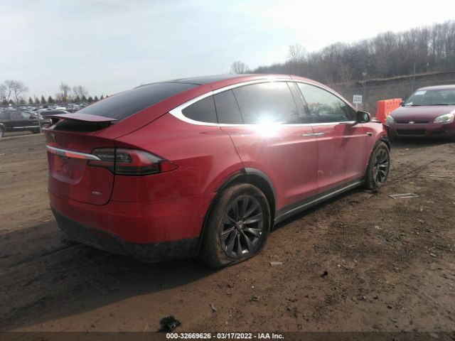 Photo 3 VIN: 5YJXCAE27JF142323 - TESLA MODEL X 