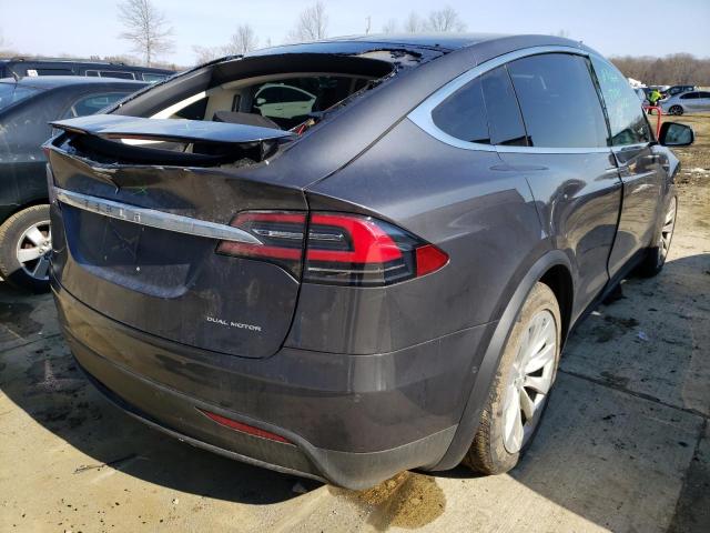 Photo 3 VIN: 5YJXCAE27KF185769 - TESLA MODEL X 