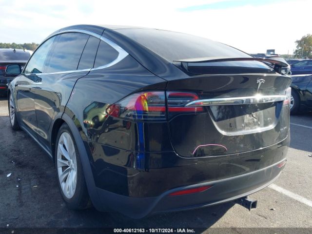 Photo 2 VIN: 5YJXCAE27KF205129 - TESLA MODEL X 