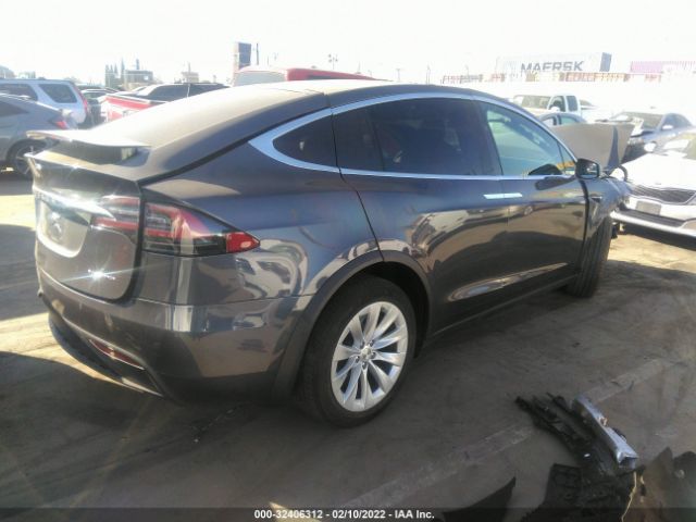 Photo 3 VIN: 5YJXCAE27LF305300 - TESLA MODEL X 