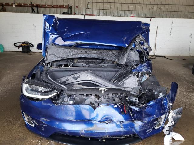 Photo 4 VIN: 5YJXCAE28GF004413 - TESLA MODEL X 