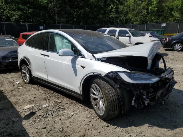 Photo 3 VIN: 5YJXCAE28GF012902 - TESLA MODEL X 