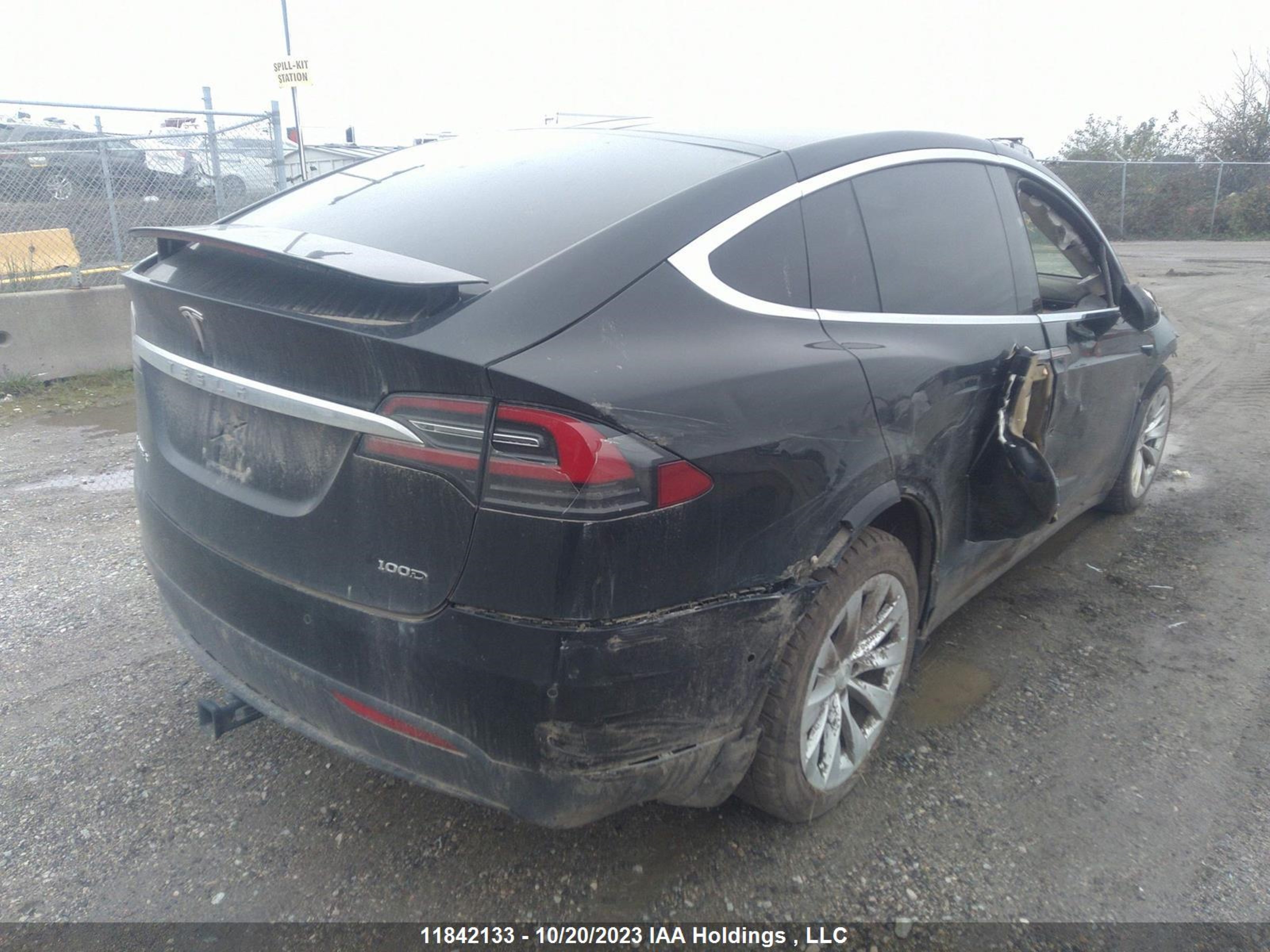 Photo 3 VIN: 5YJXCAE28KF149640 - TESLA MODEL X 