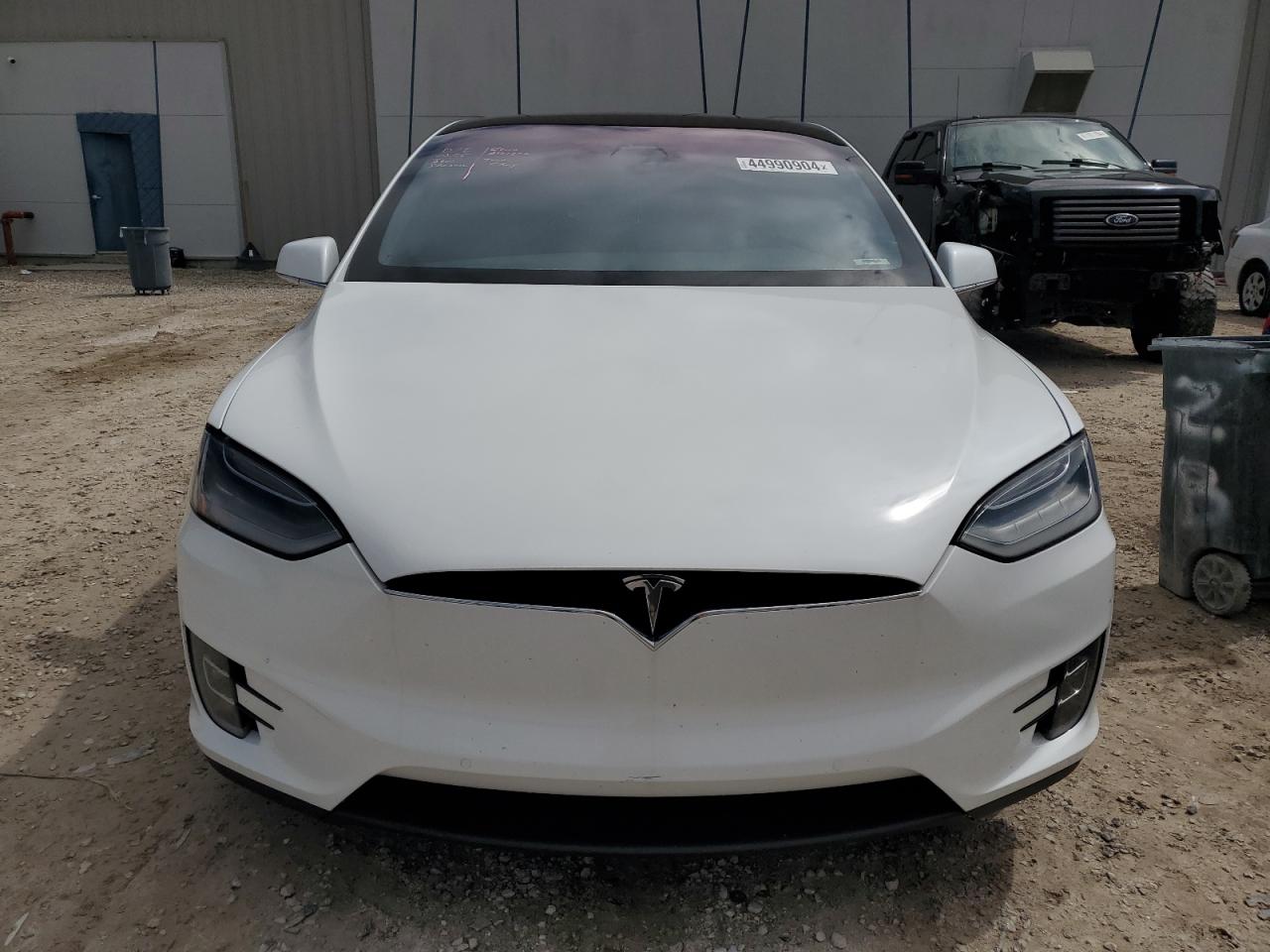 Photo 4 VIN: 5YJXCAE28KF189930 - TESLA MODEL X 