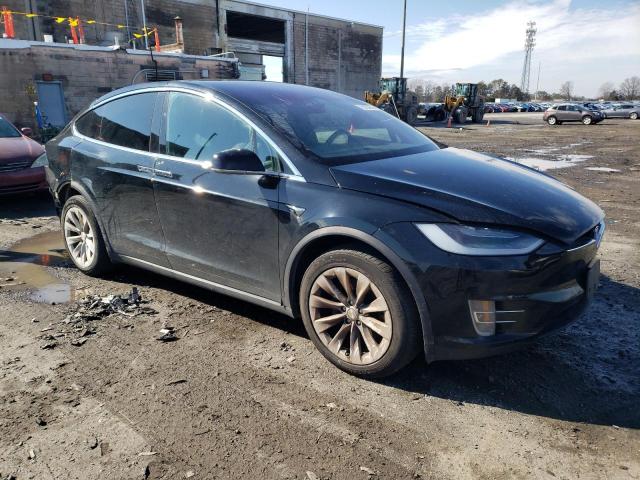 Photo 3 VIN: 5YJXCAE28LF232003 - TESLA MODEL X 