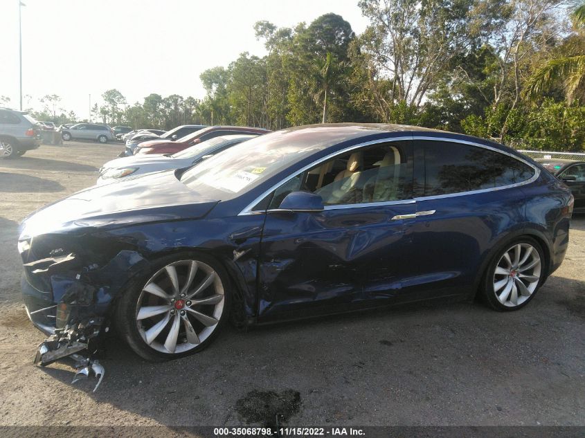 Photo 5 VIN: 5YJXCAE29GF006266 - TESLA MODEL X 