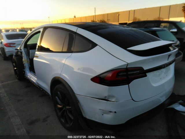 Photo 2 VIN: 5YJXCAE29GF008079 - TESLA MODEL X 