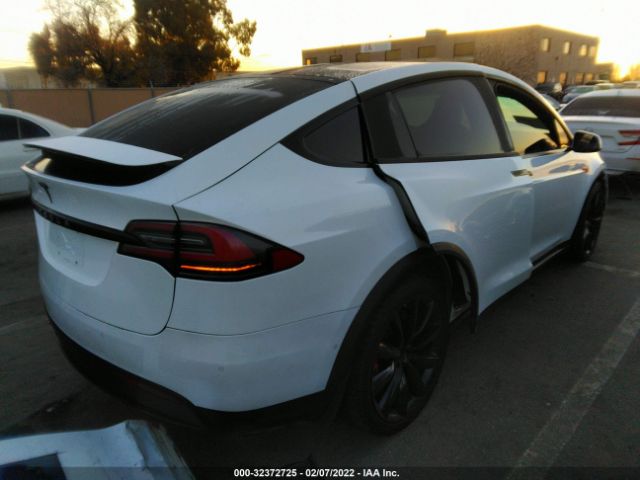 Photo 3 VIN: 5YJXCAE29GF008079 - TESLA MODEL X 