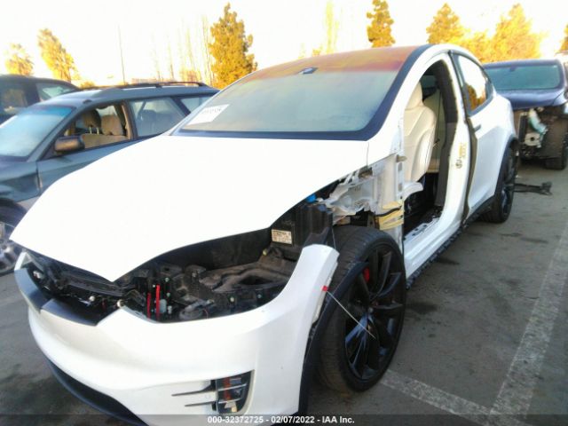 Photo 5 VIN: 5YJXCAE29GF008079 - TESLA MODEL X 