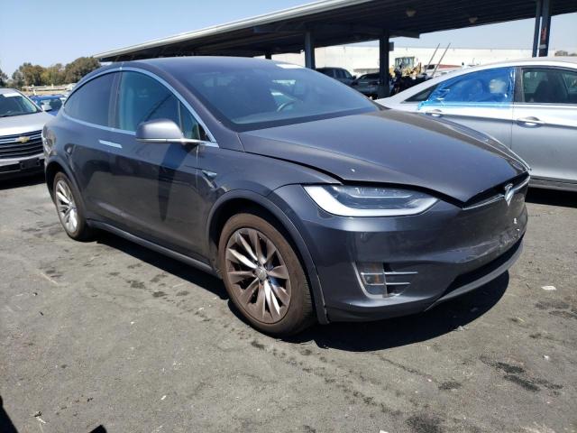 Photo 3 VIN: 5YJXCAE29JF121120 - TESLA MODEL X 