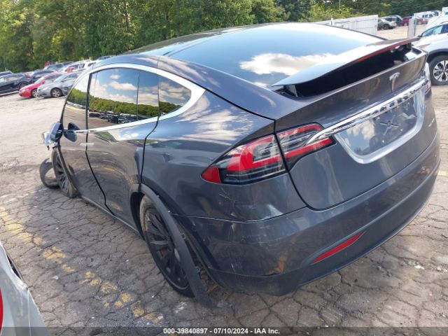 Photo 2 VIN: 5YJXCAE29KF160890 - TESLA MODEL X 