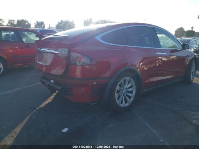 Photo 3 VIN: 5YJXCAE29KF191427 - TESLA MODEL X 