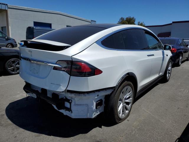 Photo 2 VIN: 5YJXCAE29LF242359 - TESLA MODEL X 