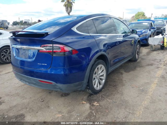 Photo 3 VIN: 5YJXCAE29LF283137 - TESLA MODEL X 