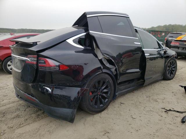 Photo 2 VIN: 5YJXCAE2XHF045997 - TESLA MODEL X 