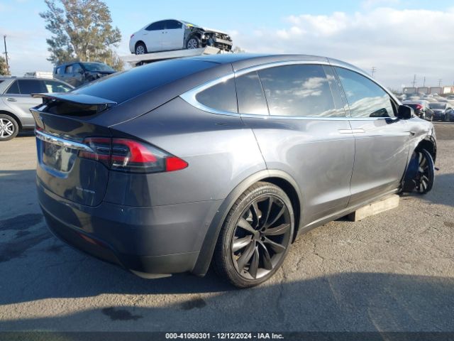 Photo 3 VIN: 5YJXCAE2XLF261762 - TESLA MODEL X 