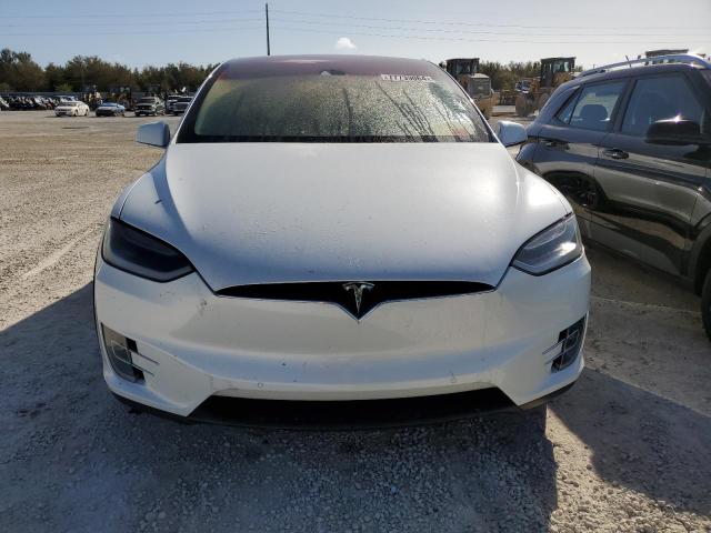 Photo 4 VIN: 5YJXCAE40GF000437 - TESLA MODEL X 