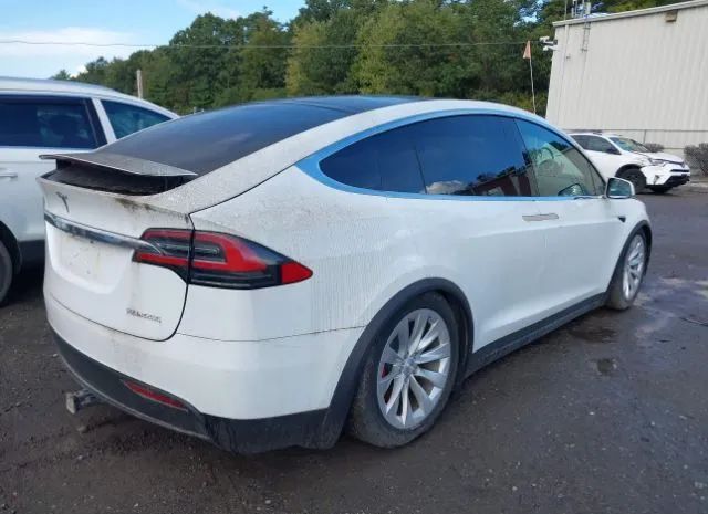 Photo 3 VIN: 5YJXCAE41KF181783 - TESLA MODEL X 