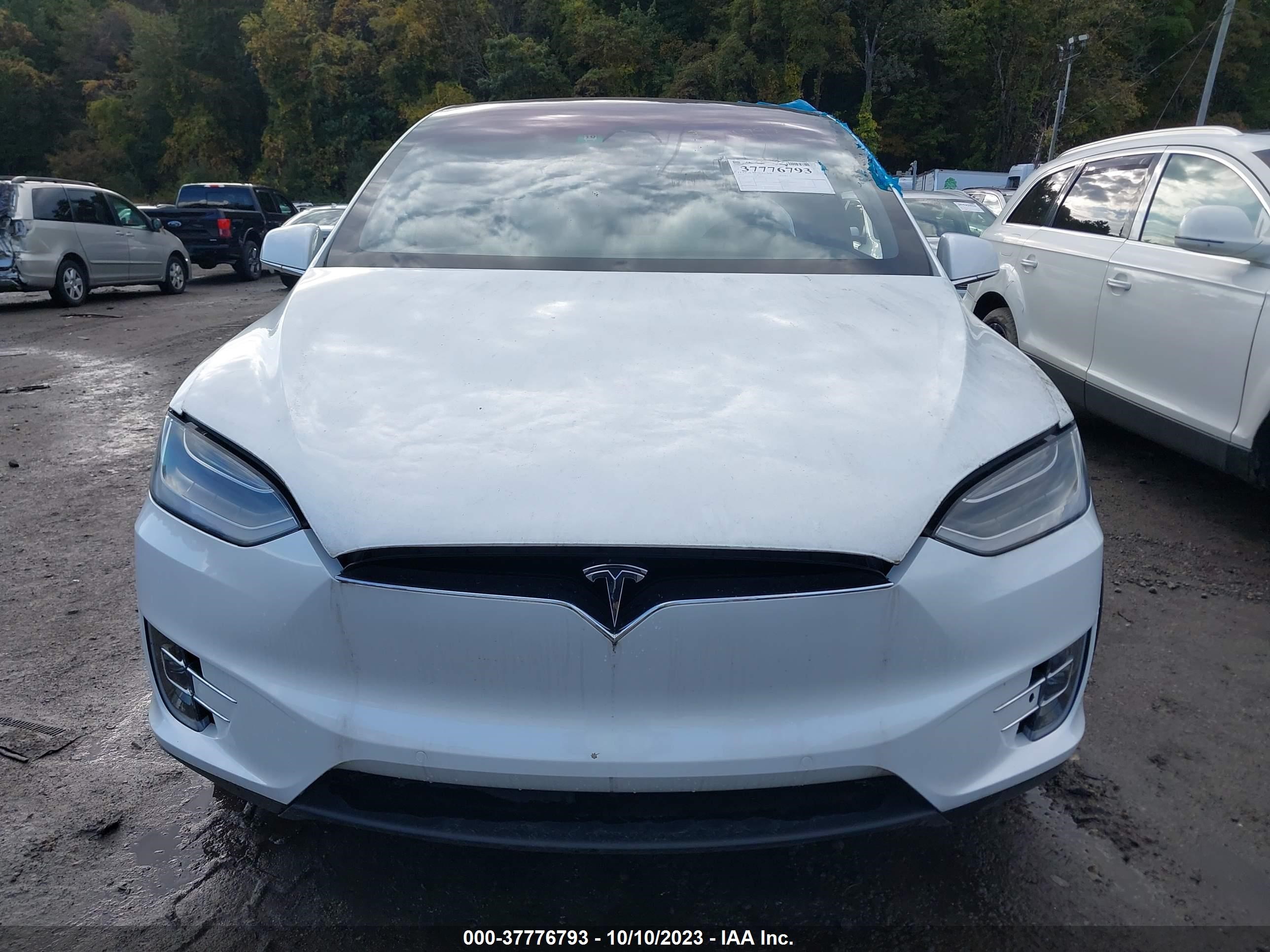 Photo 5 VIN: 5YJXCAE41KF181783 - TESLA MODEL X 