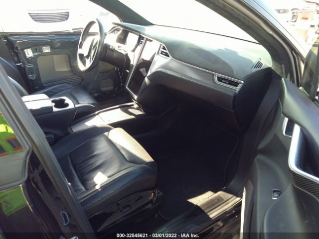 Photo 4 VIN: 5YJXCAE43GF000366 - TESLA MODEL X 