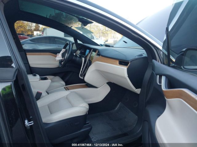 Photo 4 VIN: 5YJXCAE43LF233836 - TESLA MODEL X 