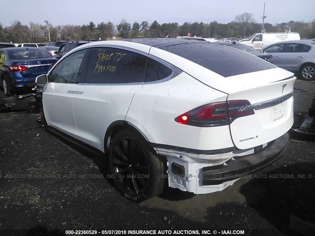 Photo 2 VIN: 5YJXCAE44GF006807 - TESLA MODEL X 