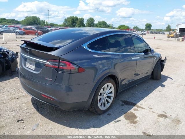 Photo 3 VIN: 5YJXCAE44GFS00270 - TESLA MODEL X 