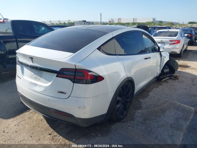 Photo 3 VIN: 5YJXCAE47GF000273 - TESLA MODEL X 