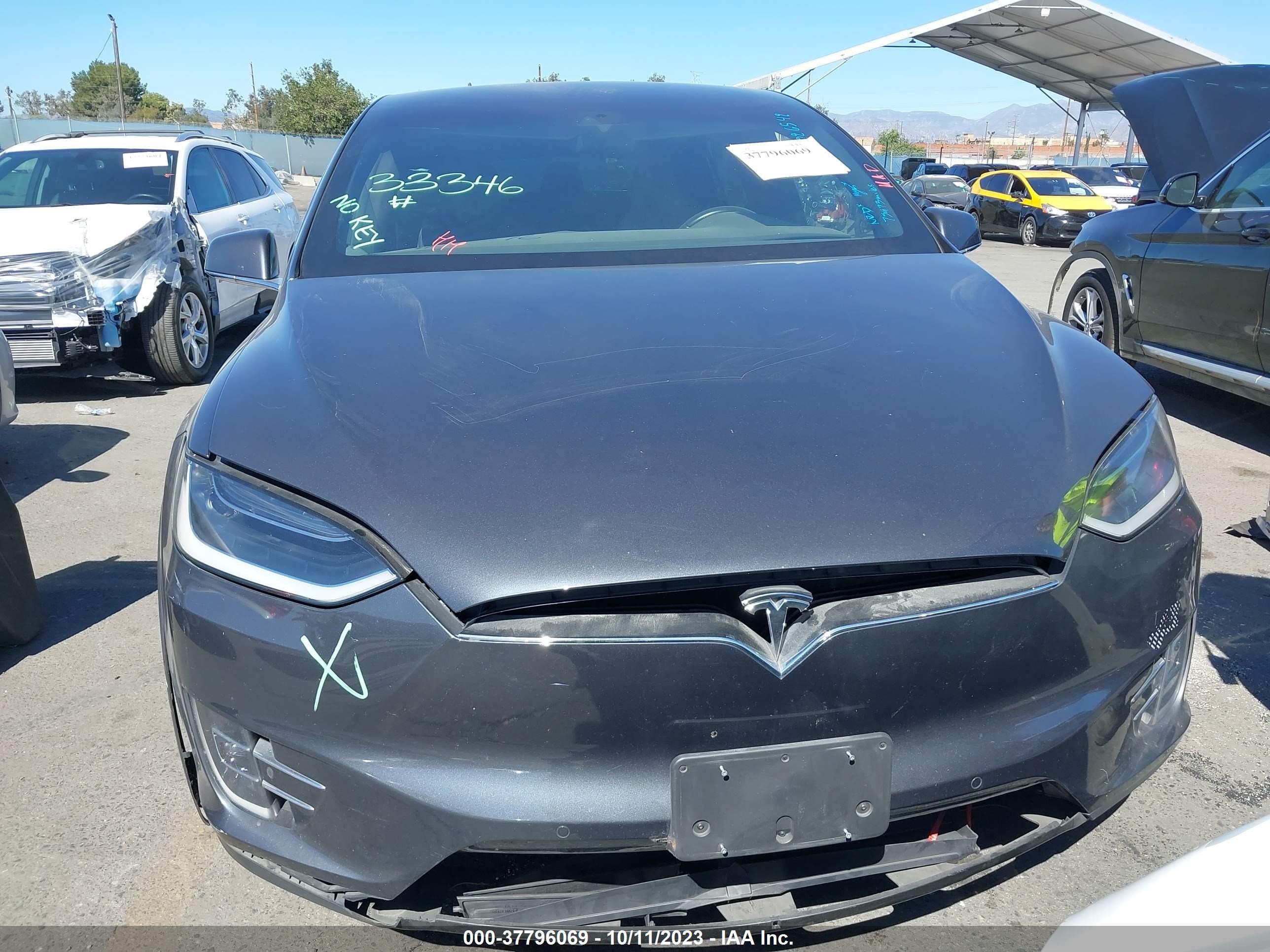 Photo 9 VIN: 5YJXCAE4XGFS00306 - TESLA MODEL X 