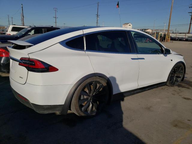 Photo 2 VIN: 5YJXCBE20HF050017 - TESLA MODEL X 