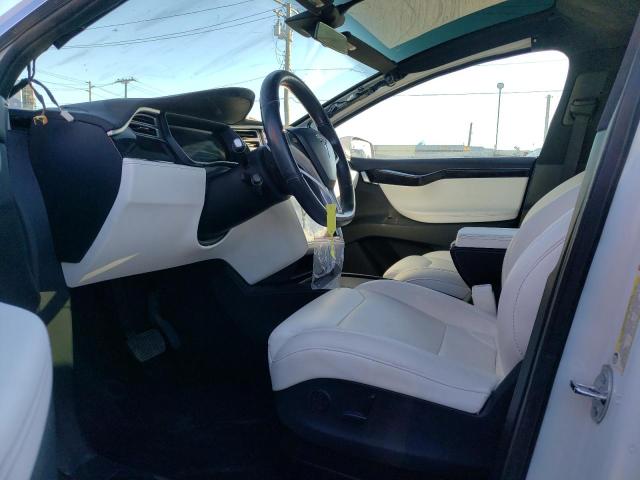 Photo 6 VIN: 5YJXCBE20HF050017 - TESLA MODEL X 